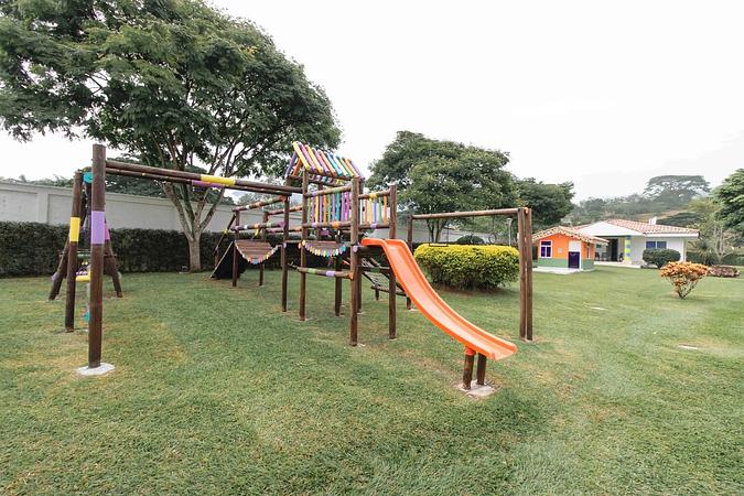 Hotel Campestre El Paraiso S.A.S.