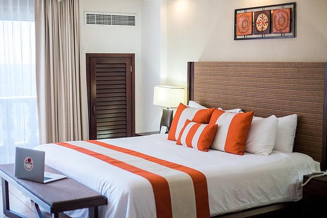 Costa Sur Resort & Spa