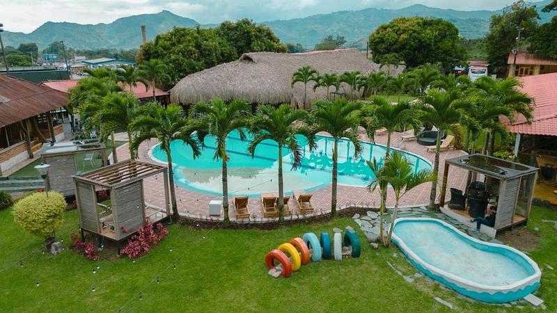Finca Hotel Yerbabuena